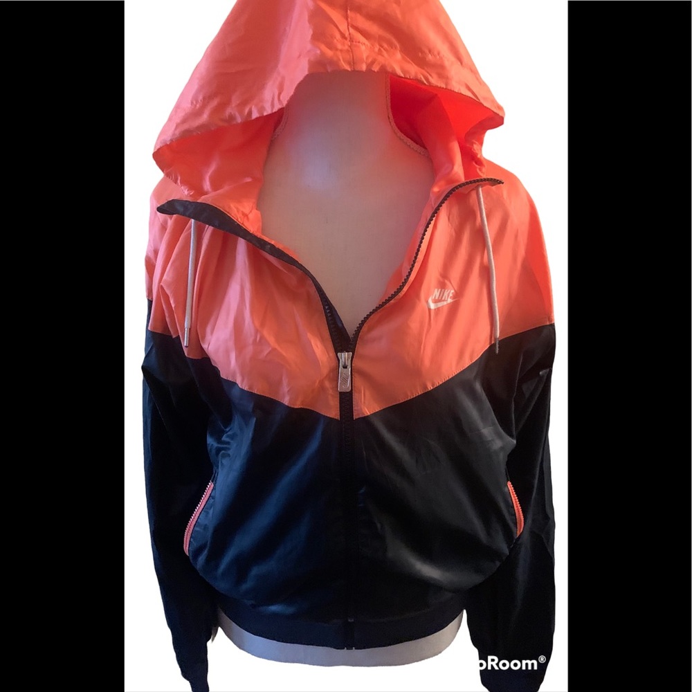 Nike Classic Windrunner - image 1